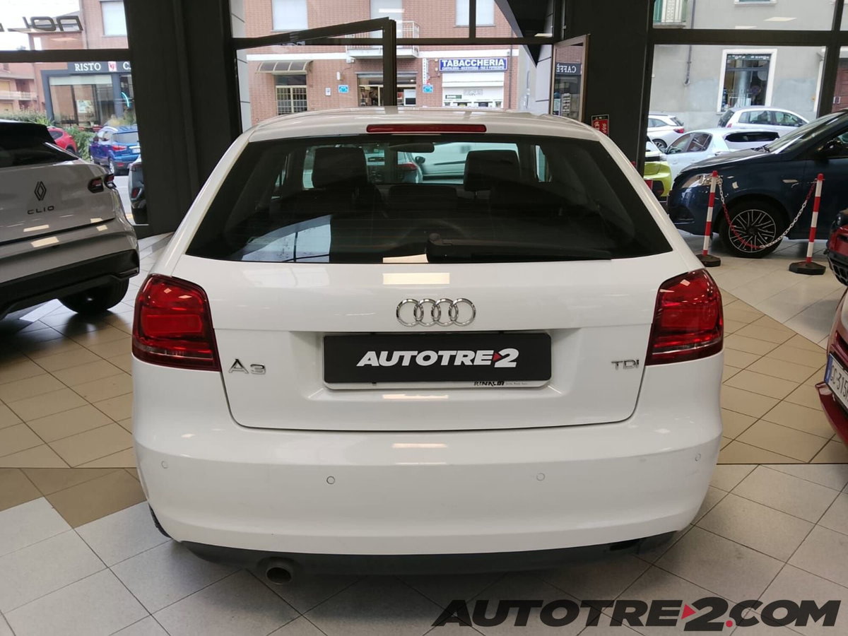 Audi A3 1.6 TDI 90 CV CR F.AP. Attraction (5)