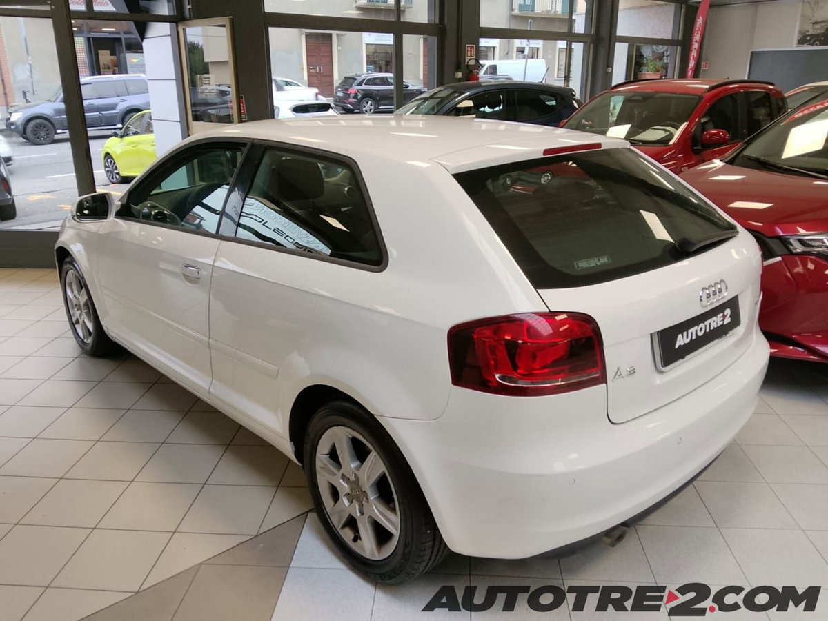 Audi A3 1.6 TDI 90 CV CR F.AP. Attraction (6)