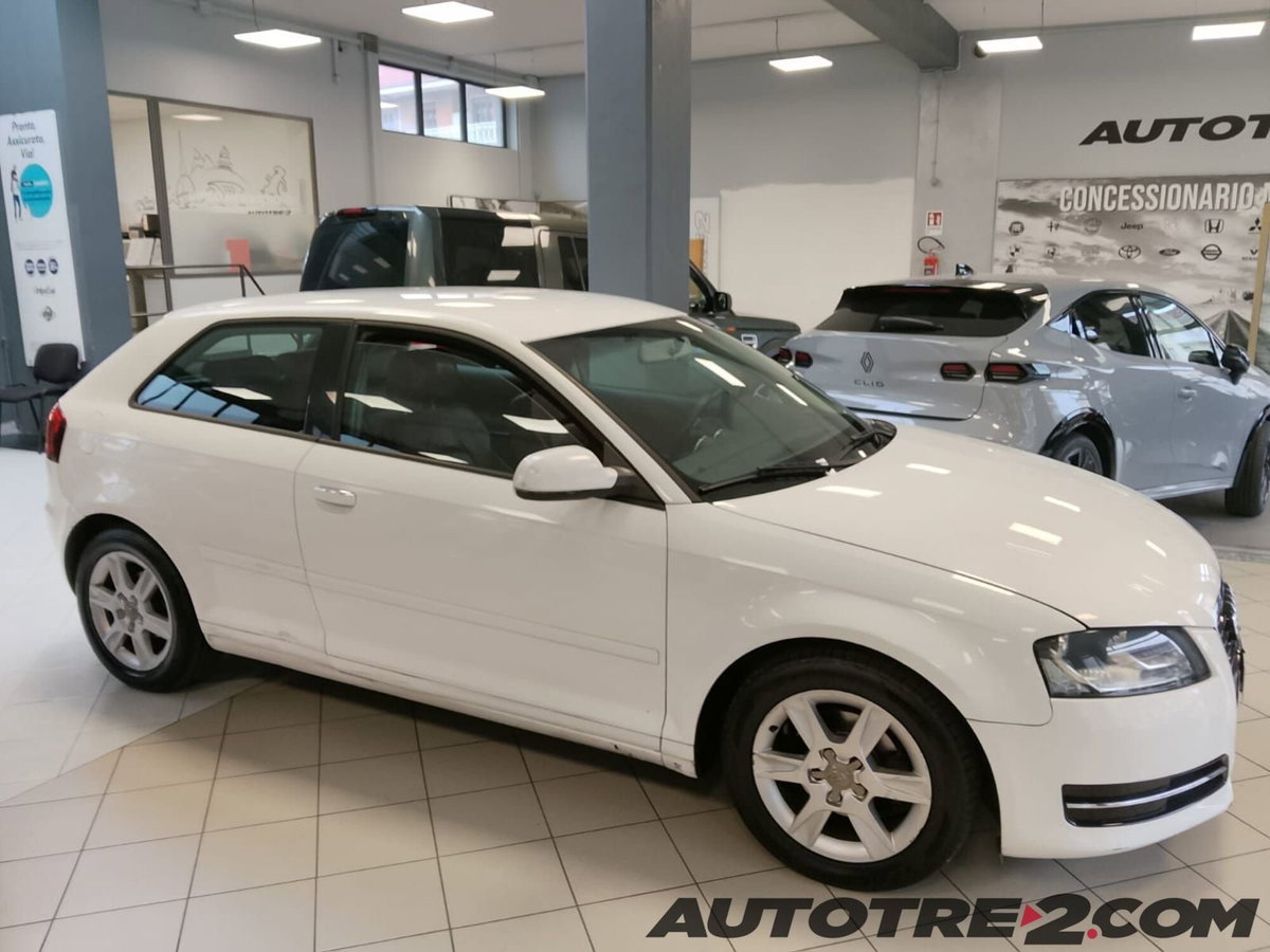 Audi A3 1.6 TDI 90 CV CR F.AP. Attraction (7)