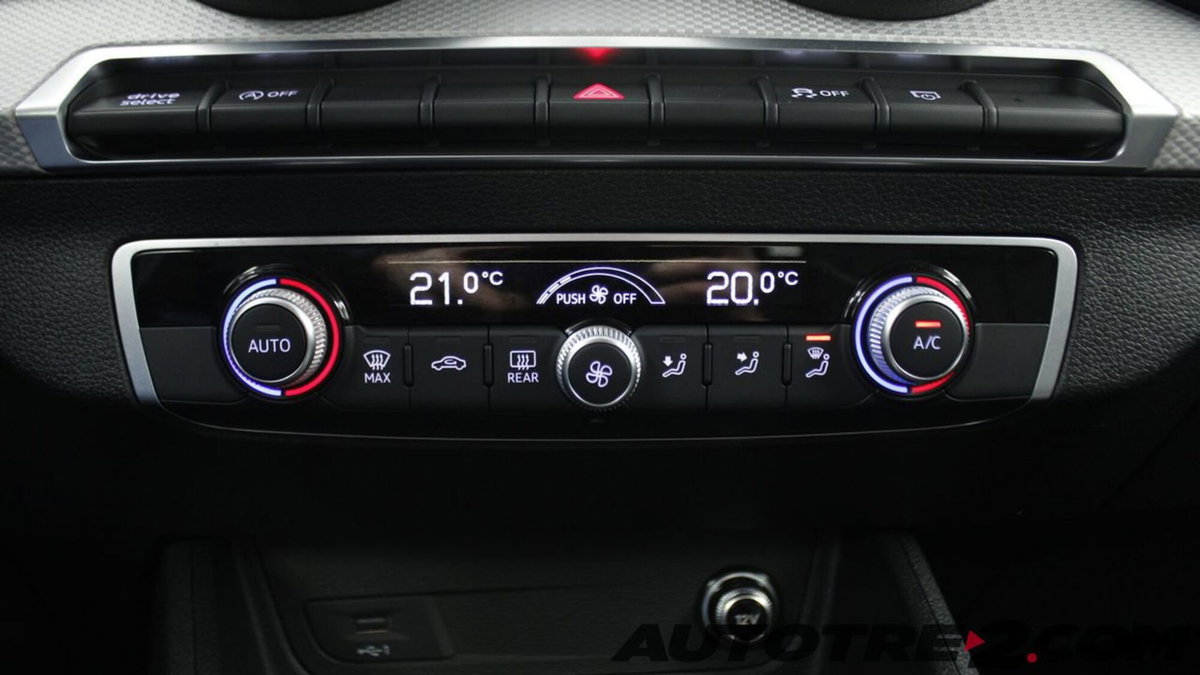 Audi Q2 35 1.5 tfsi S line edition s-tronic (10)