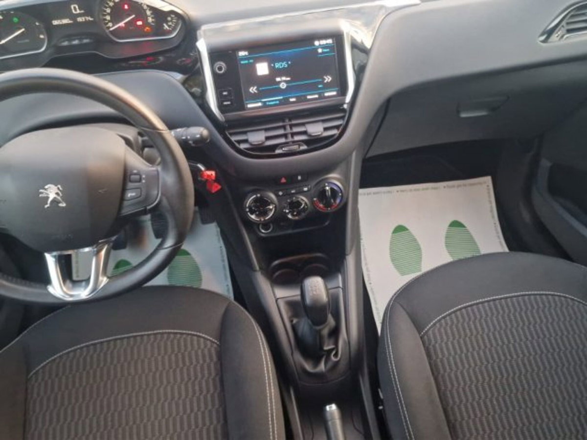 Peugeot 208 75 5 porte Active (16)