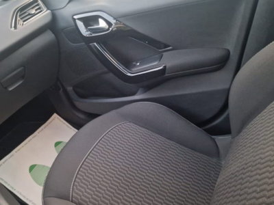 Peugeot 208 75 5 porte Active (17)