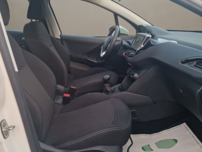 Peugeot 208 75 5 porte Active (18)