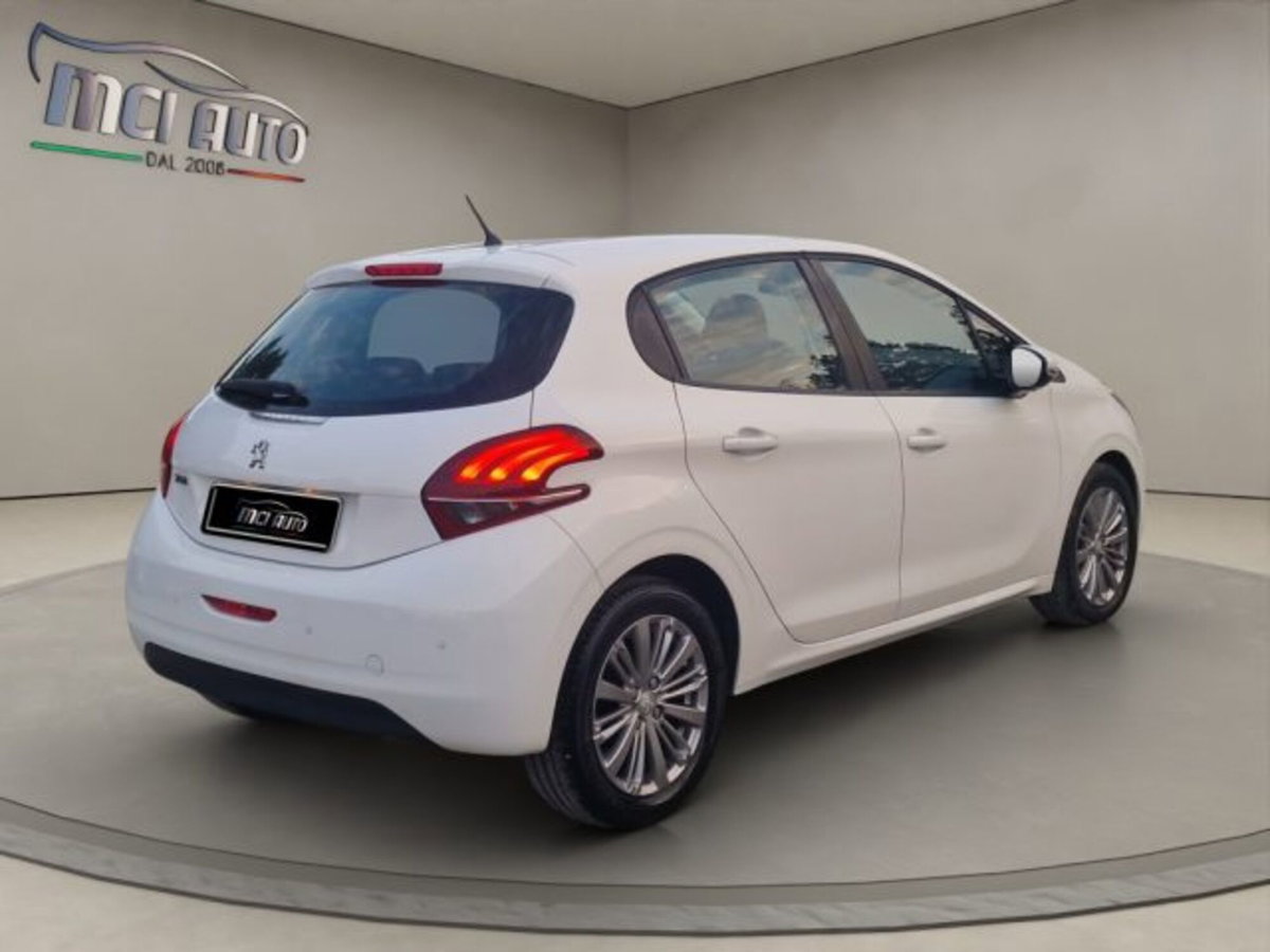 Peugeot 208 75 5 porte Active (5)