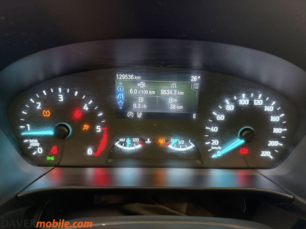 Ford Kuga 1.5 EcoBlue 120 CV 2WD Titanium (17)