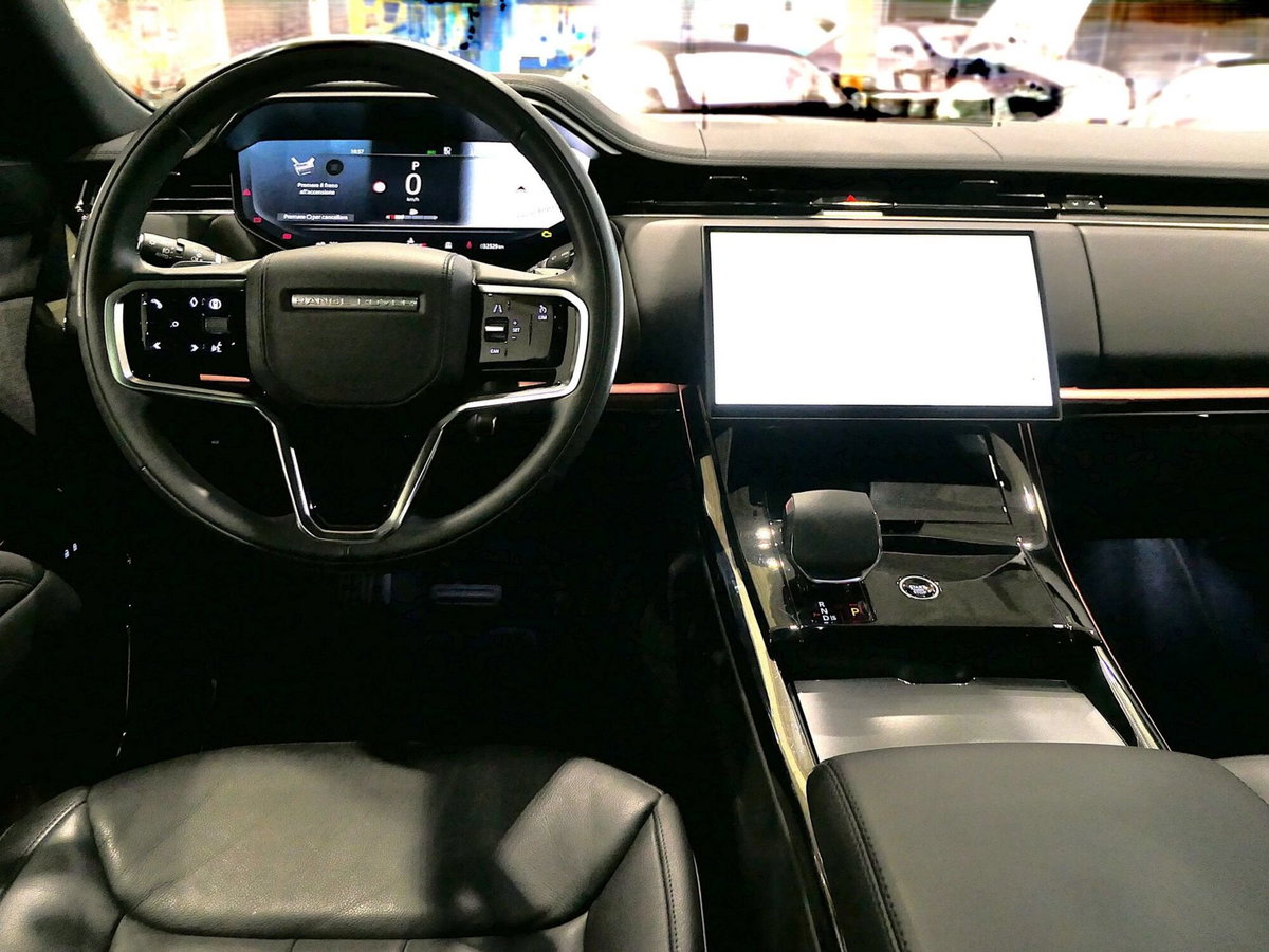Land Rover Range Rover 3.0d i6 mhev Dark Edition awd 249cv auto (9)