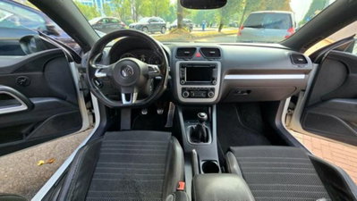 Volkswagen Scirocco 1.4 TSI BlueMotion Technology (17)