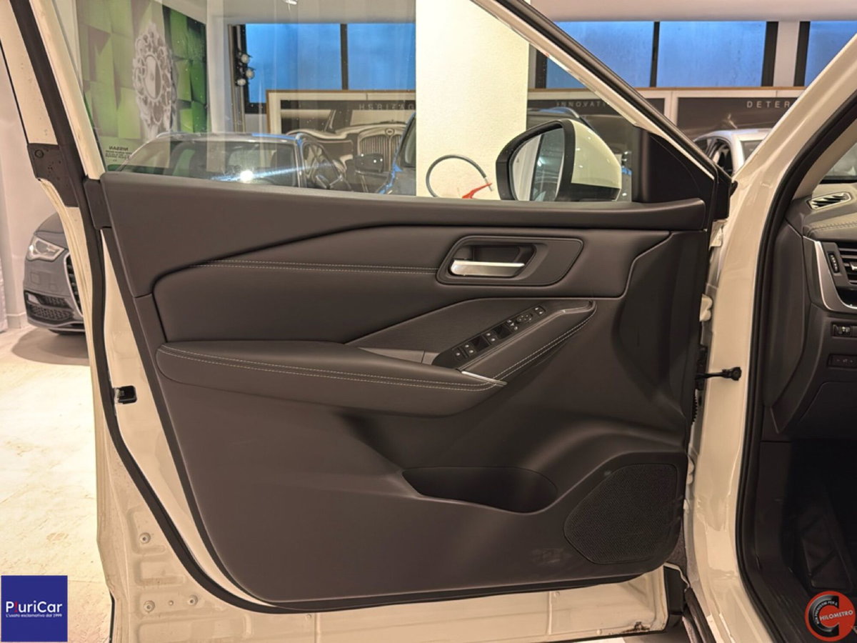 Nissan Qashqai 1.5 e-power N-Connecta 2wd (18)