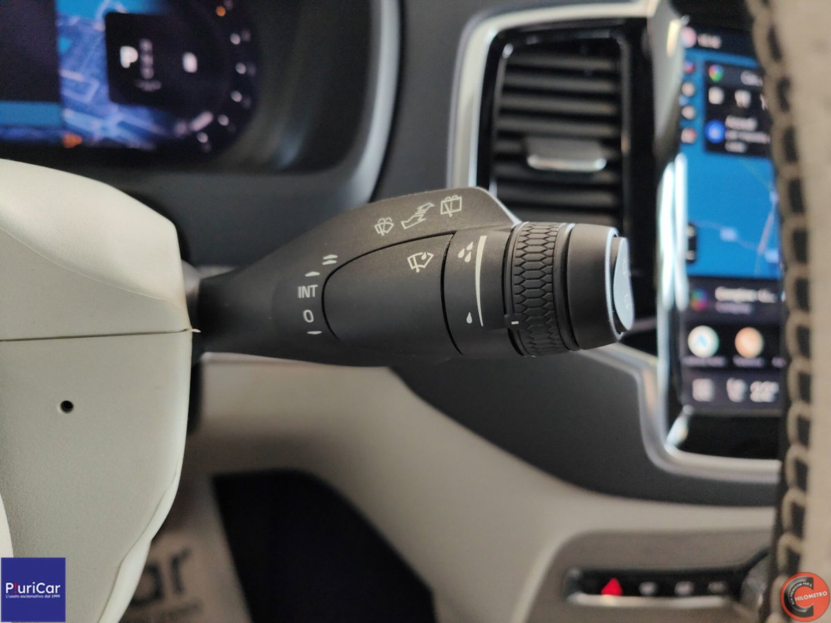 Volvo XC90 B5 (d) AWD automatico 7 posti Plus Bright (18)