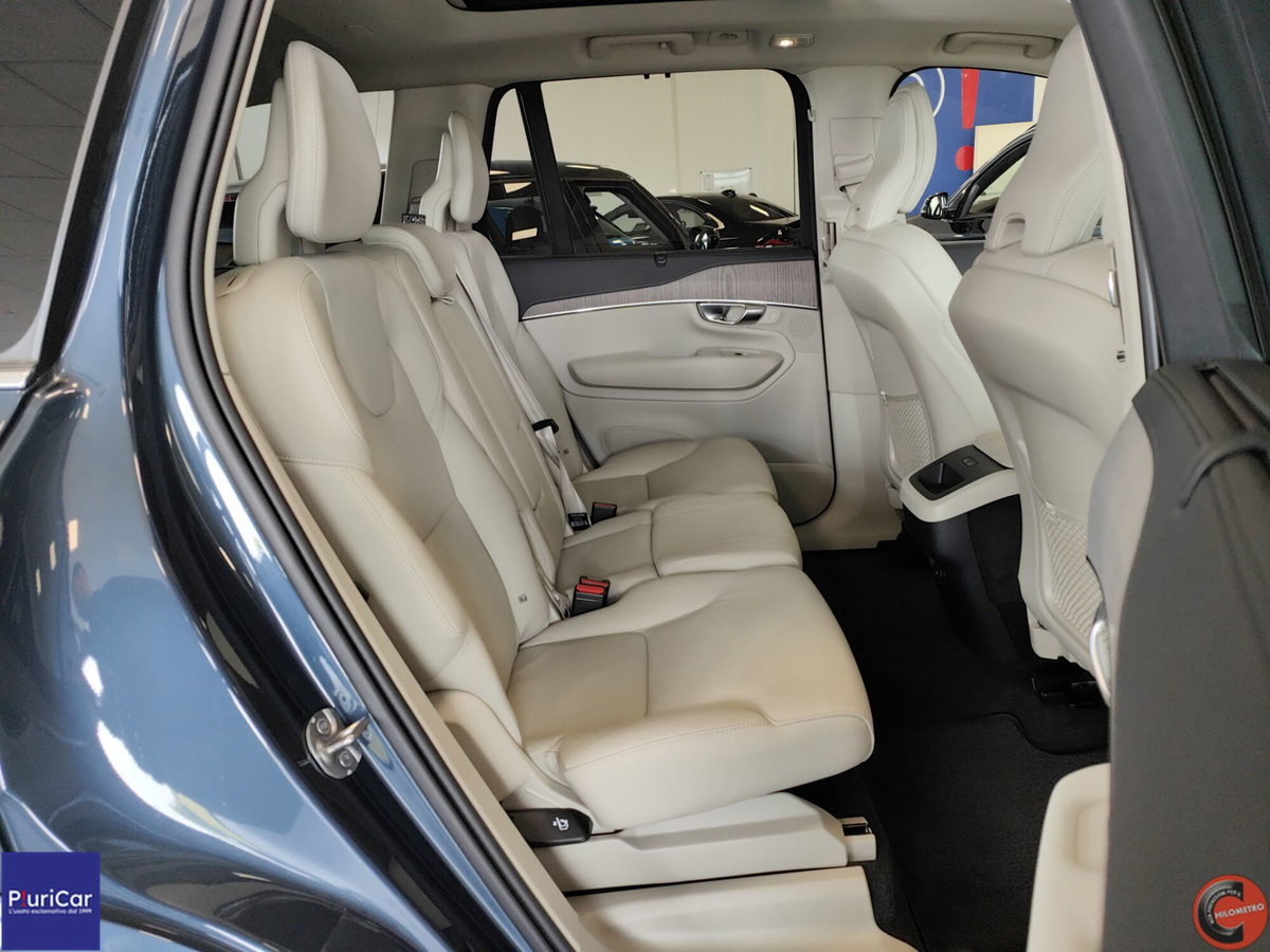 Volvo XC90 B5 (d) AWD automatico 7 posti Plus Bright (6)