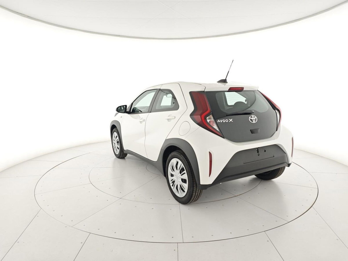 Toyota Aygo X 1.0 VVT-i 72 CV 5 porte Limited Air (3)