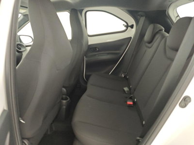 Toyota Aygo X 1.0 VVT-i 72 CV 5 porte Limited Air (11)