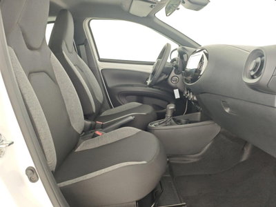 Toyota Aygo X 1.0 VVT-i 72 CV 5 porte Limited S-CVT (12)