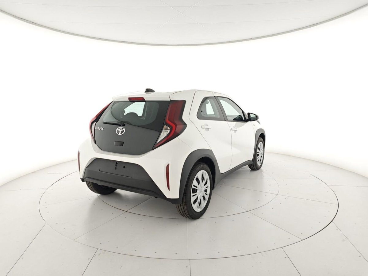 Toyota Aygo X 1.0 VVT-i 72 CV 5 porte Limited S-CVT (6)