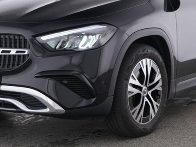 Mercedes-Benz GLA SUV 180 d Progressive Advanced auto (2)
