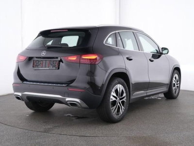 Mercedes-Benz GLA SUV 180 d Progressive Advanced auto (3)