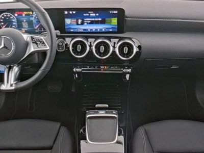 Mercedes-Benz Classe A Sedan 180 d Progressive Advanced Plus auto (5)