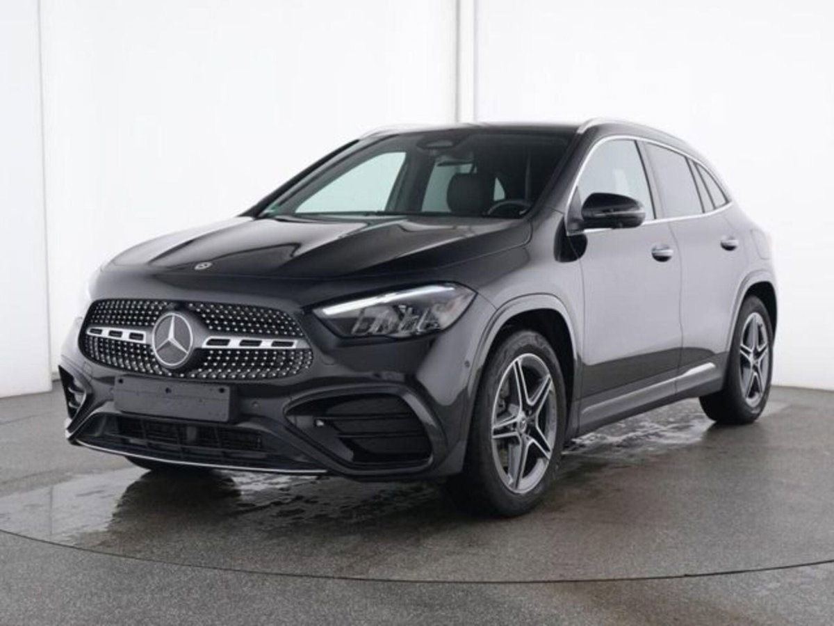 Mercedes-Benz GLA SUV 180 AMG Line Premium auto