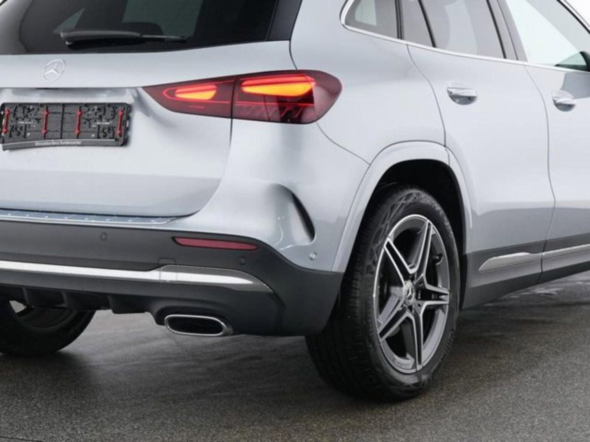 Mercedes-Benz GLA SUV 200 AMG Line Advanced Plus auto (4)