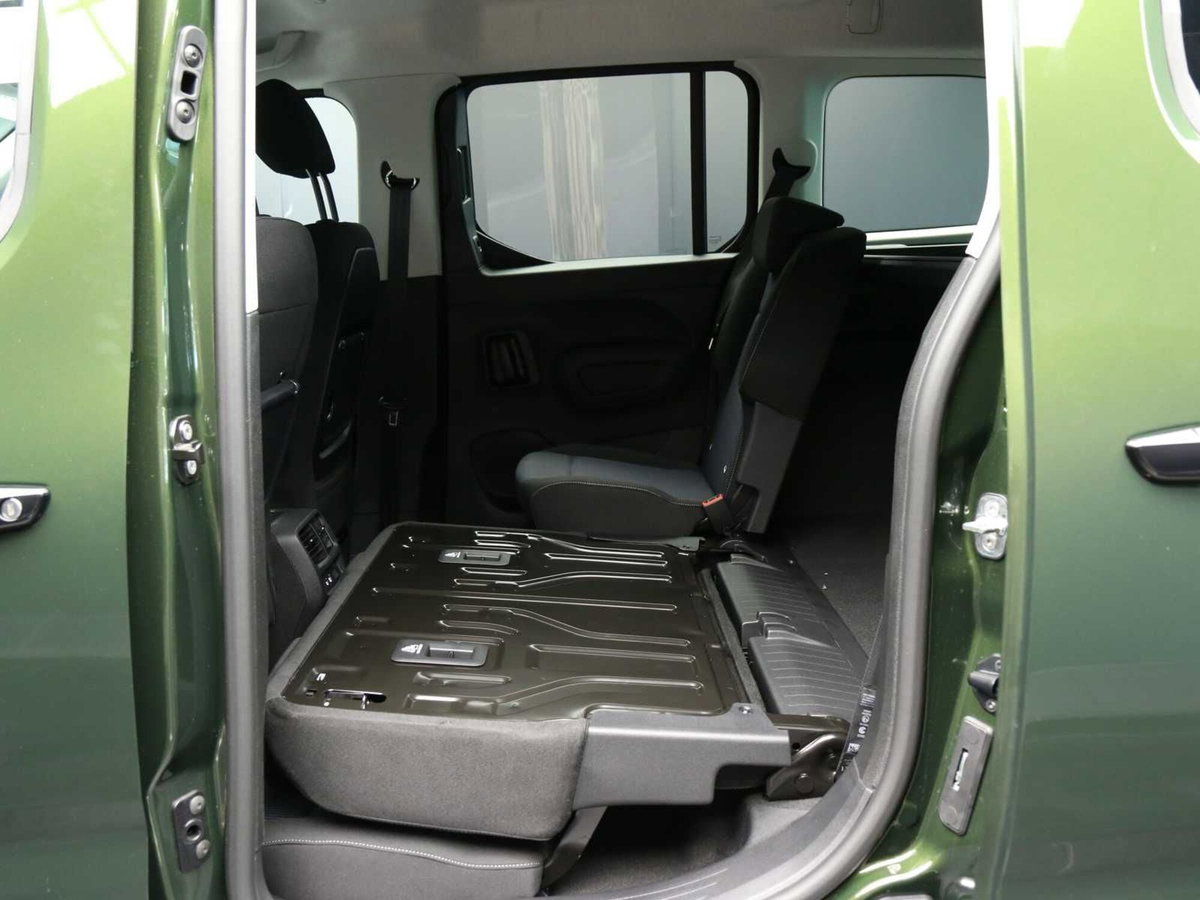 Fiat Qubo 1.5 d La Prima 130cv at8 (11)