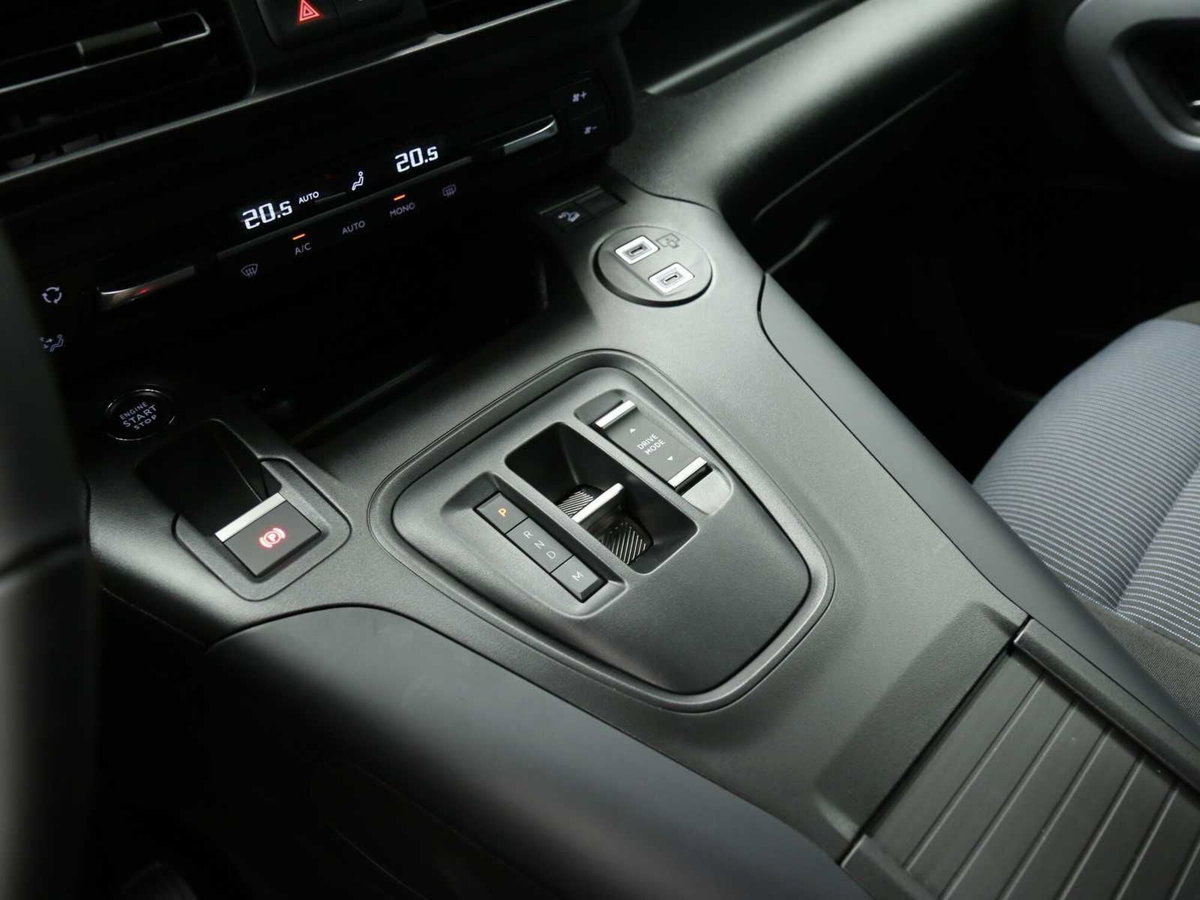 Fiat Qubo 1.5 d La Prima 130cv at8 (18)