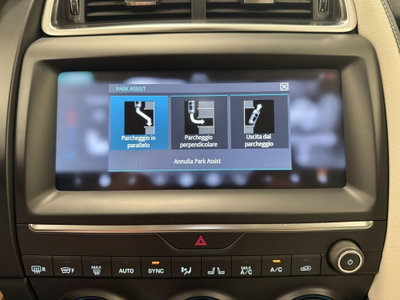 Jaguar E-Pace 2.0D 240 CV AWD aut. R-Dynamic HSE (15)