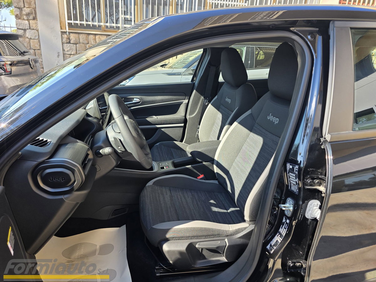 Jeep Avenger 1.2 turbo e-hybrid mhev Longitude fwd 110cv edct6 (10)