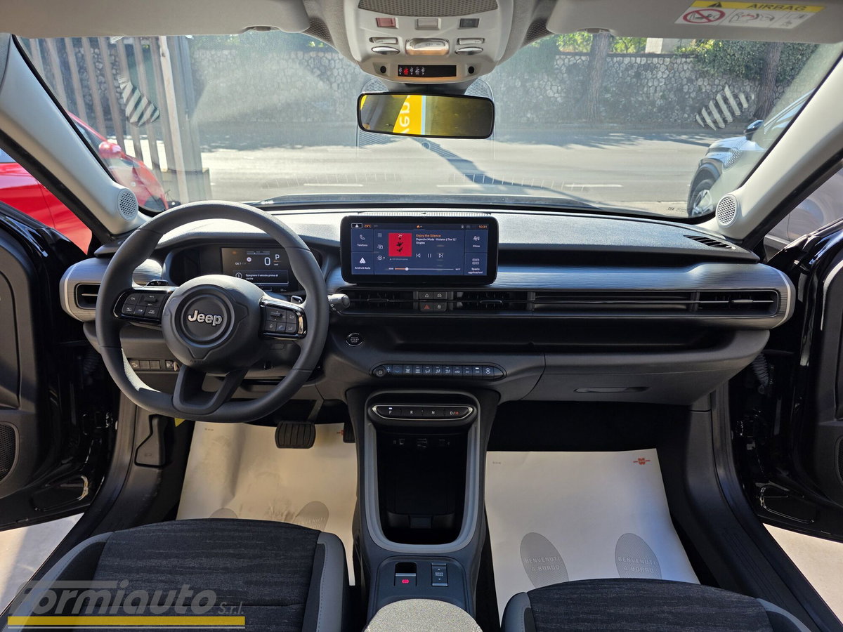 Jeep Avenger 1.2 turbo e-hybrid mhev Longitude fwd 110cv edct6 (11)