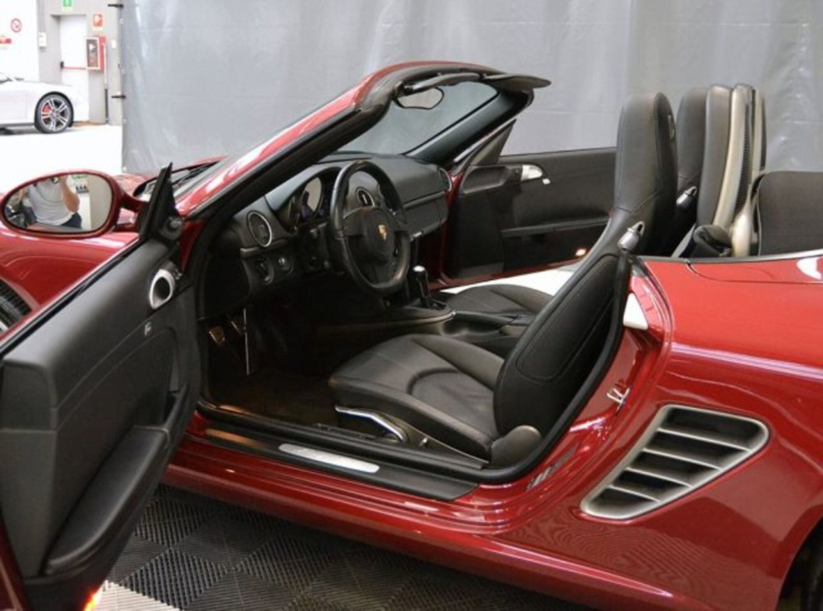 Porsche Boxster 2.9 24V (2)