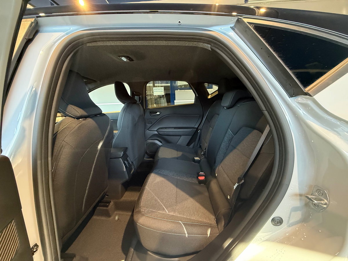 Renault Captur 1.2 eco-g Evolution 120cv (10)