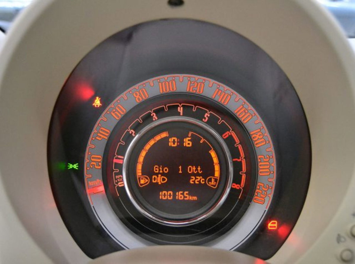 Fiat 500 1.2 Lounge (8)