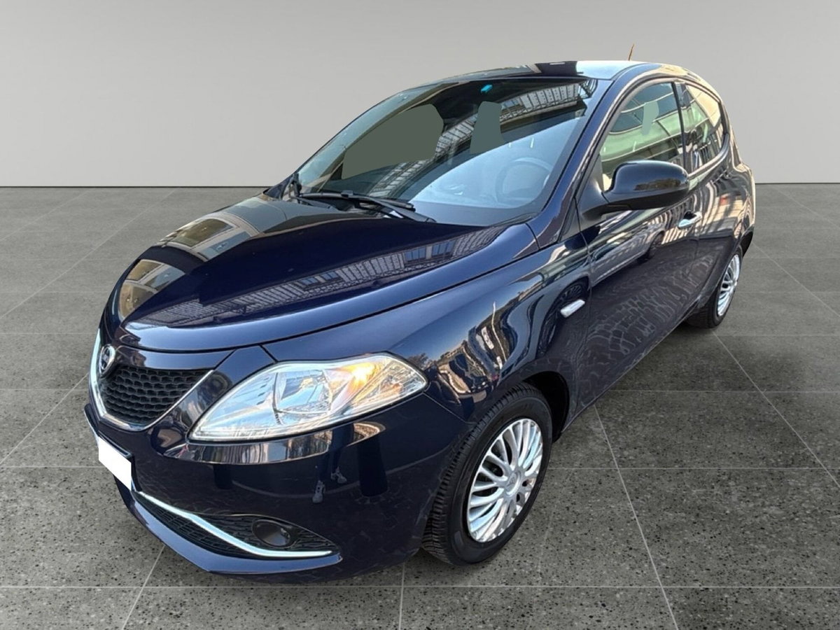 Lancia Ypsilon 1.2 69 CV 5 porte Platinum