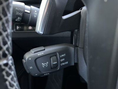 Peugeot 3008 BlueHDi 130 S&S EAT8 Allure Pack (16)