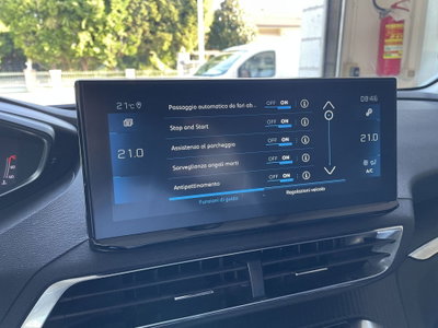 Peugeot 3008 BlueHDi 130 S&S EAT8 Allure Pack (20)
