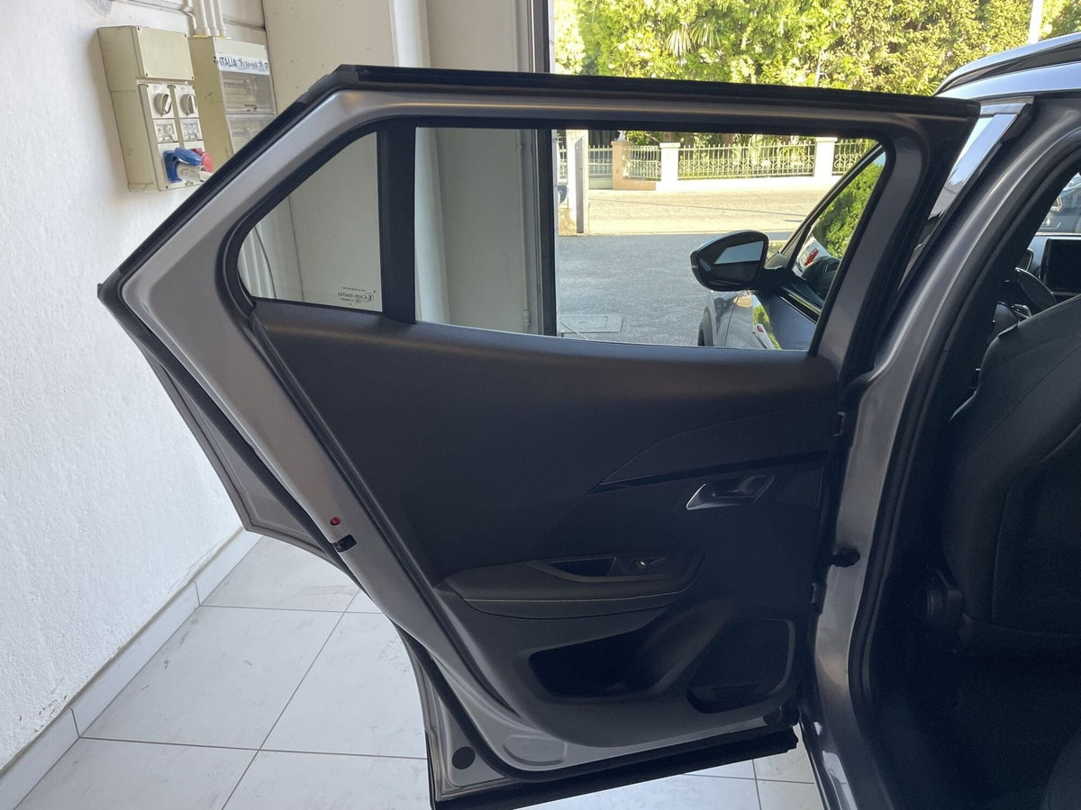 Peugeot 2008 1.2 puretech GT s&s 130cv eat8 (11)