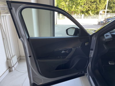 Peugeot 2008 1.2 puretech GT s&s 130cv eat8 (9)