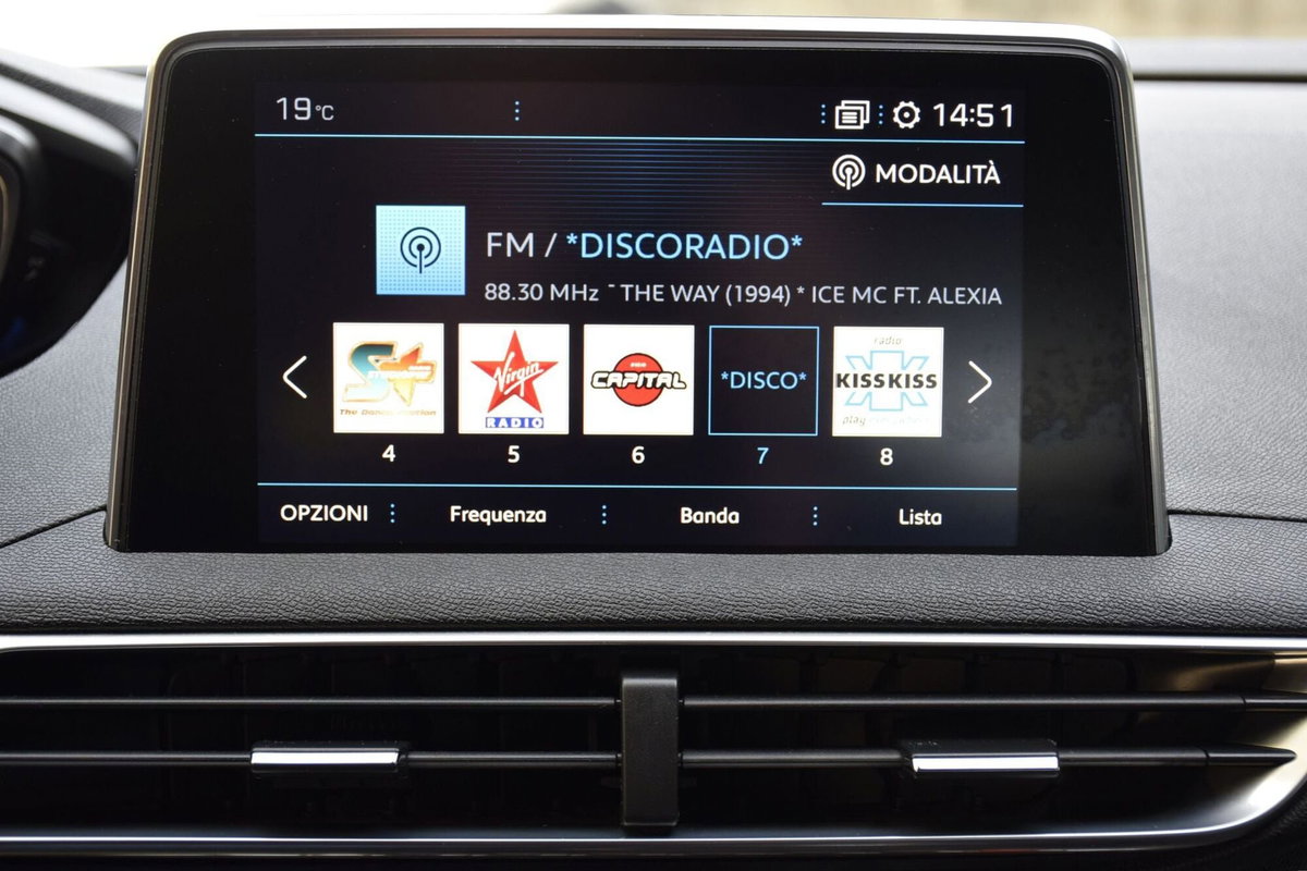 Peugeot 3008 PureTech Turbo 130 S&S GT Line (18)