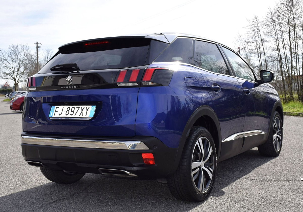 Peugeot 3008 PureTech Turbo 130 S&S GT Line (6)