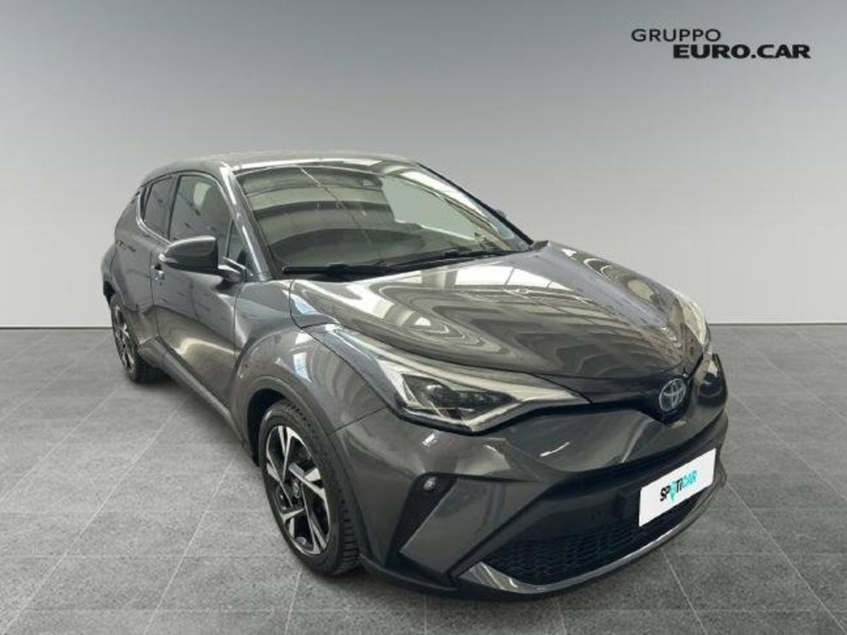 Toyota Toyota C-HR 2.0 phev Active fwd e-cvt (2)