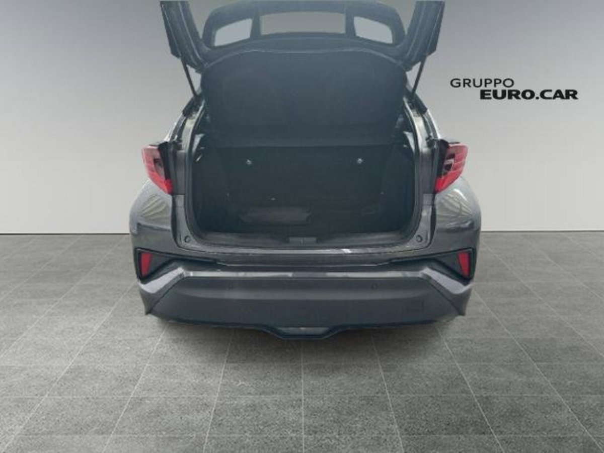 Toyota Toyota C-HR 2.0 phev Active fwd e-cvt (6)