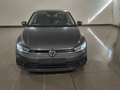 Volkswagen Polo 1.0 tsi Edition 95cv (2)