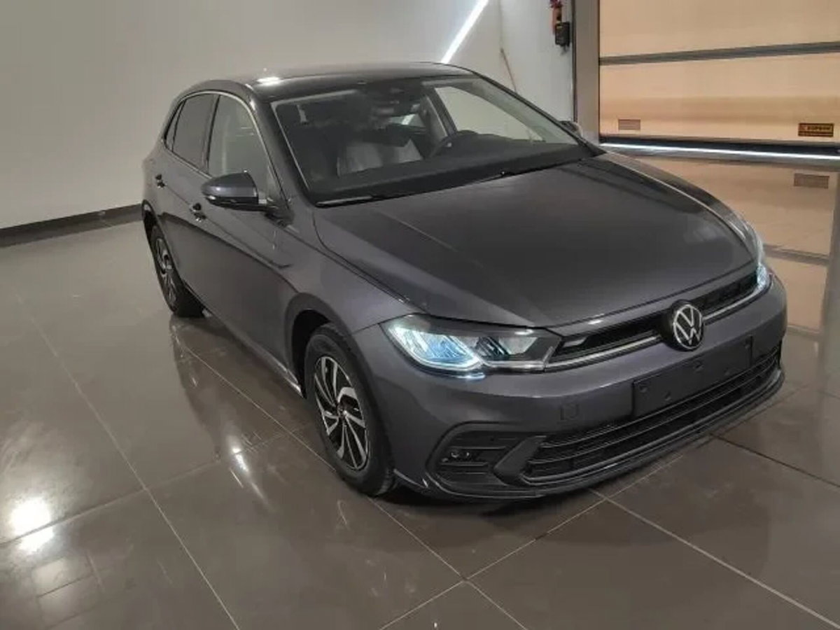 Volkswagen Polo 1.0 tsi Edition 95cv (3)