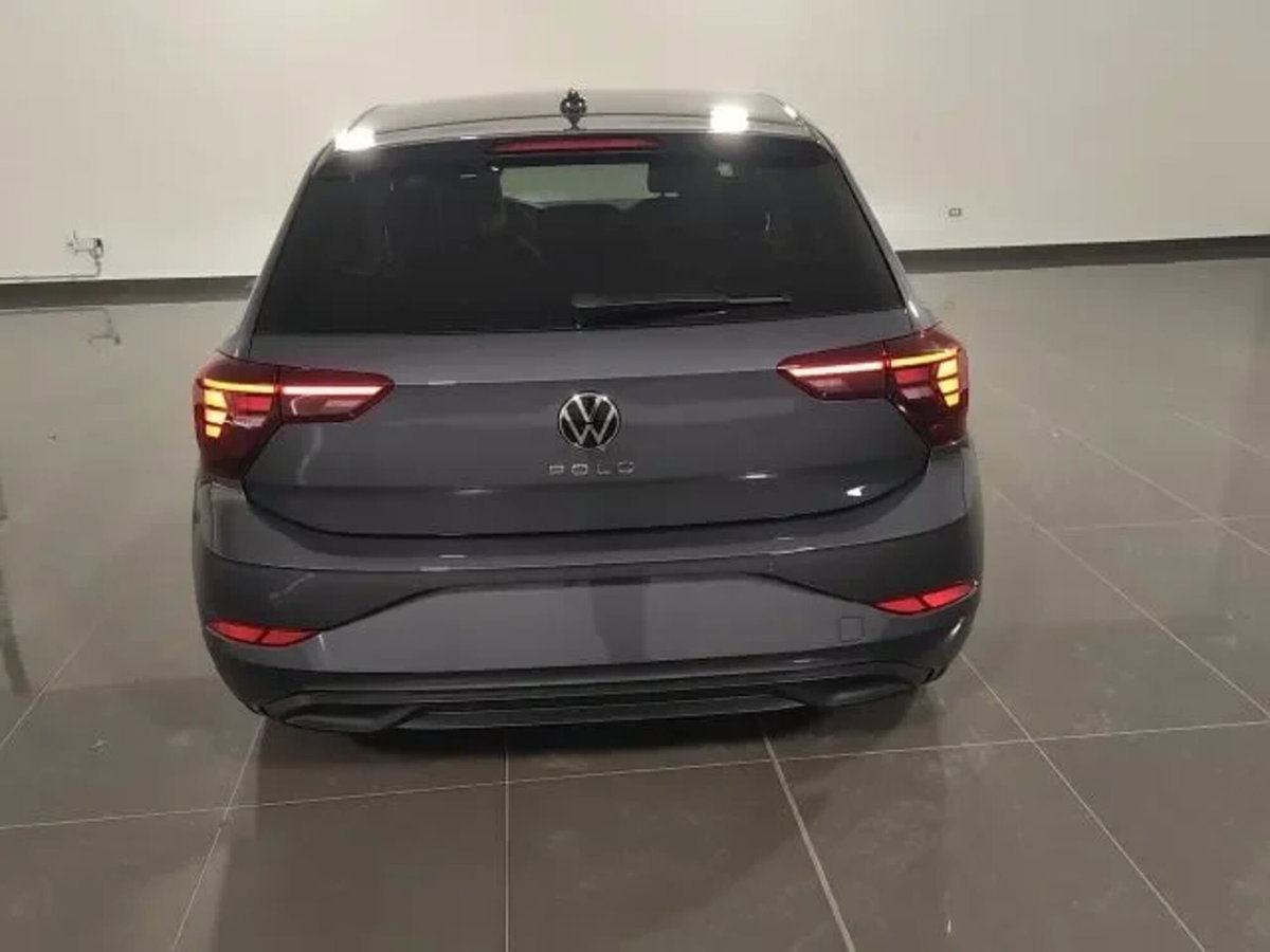 Volkswagen Polo 1.0 tsi Edition 95cv (5)