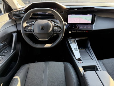 Peugeot 308 1.2 hybrid Allure 145cv e-dcs 6 (7)