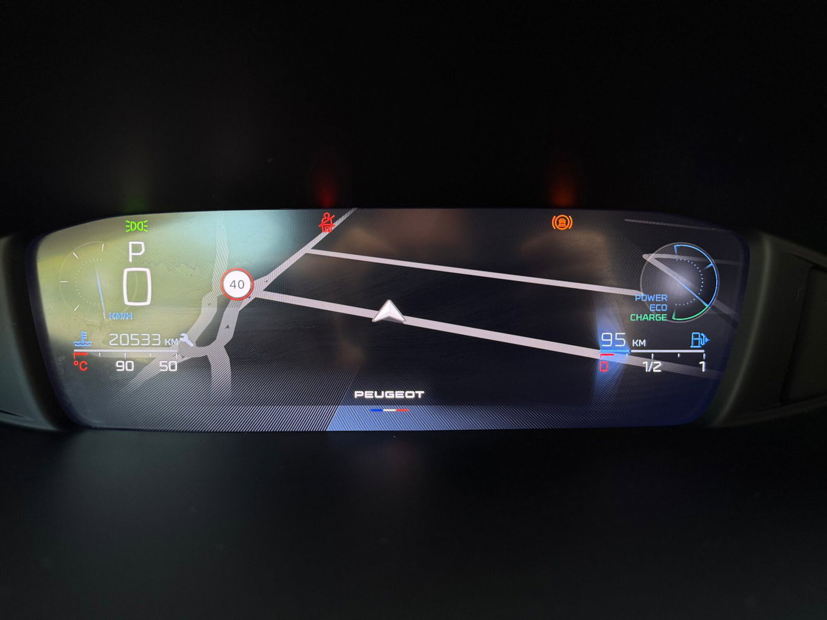 Peugeot 308 1.2 hybrid Allure 145cv e-dcs 6 (9)