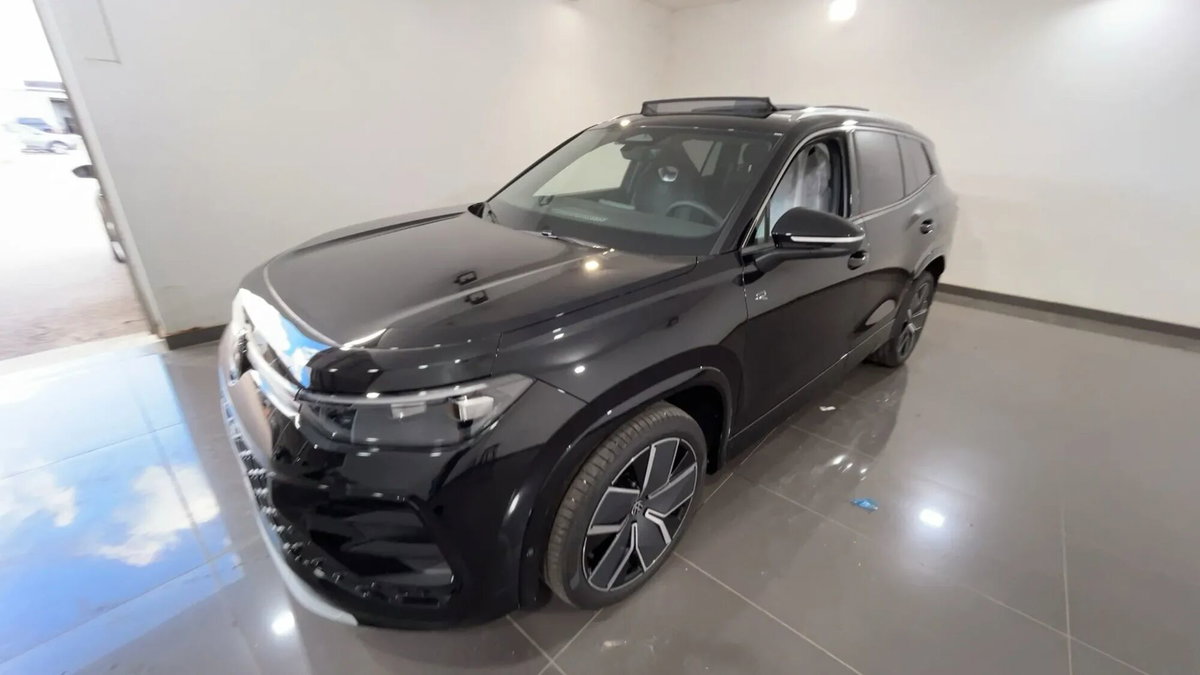 Volkswagen Tayron 1.5 etsi R-Line 150cv dsg 7p.ti
