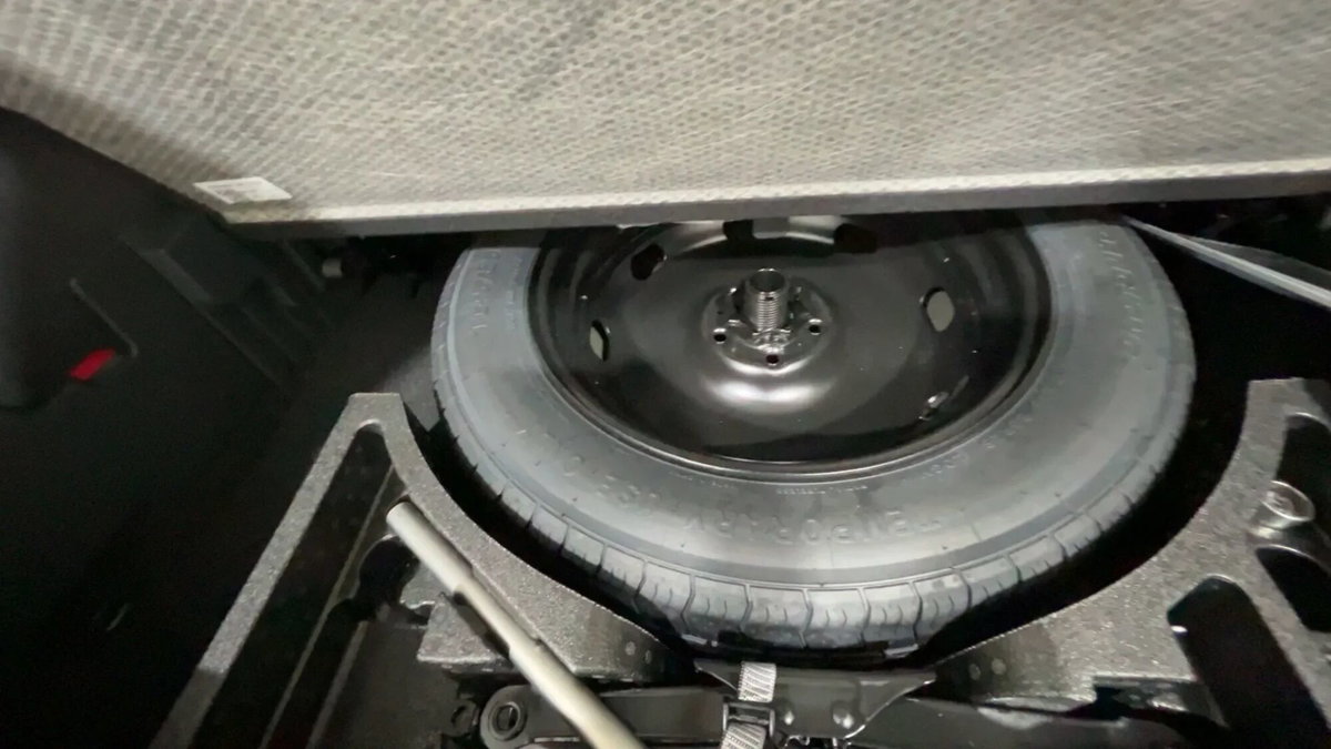 Volkswagen Tayron 1.5 etsi R-Line 150cv dsg 7p.ti (16)