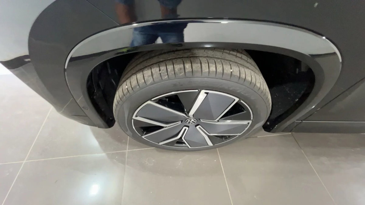 Volkswagen Tayron 1.5 etsi R-Line 150cv dsg 7p.ti (19)