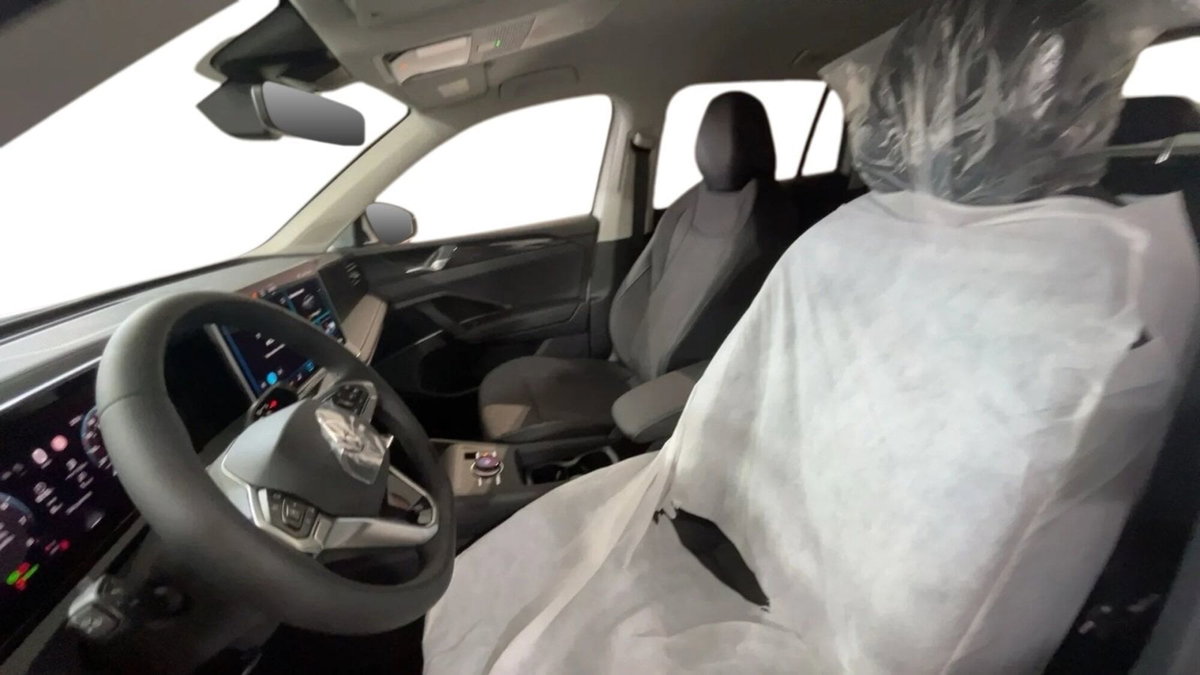 Volkswagen Tiguan 1.5 etsi Edition 20 150cv dsg (19)