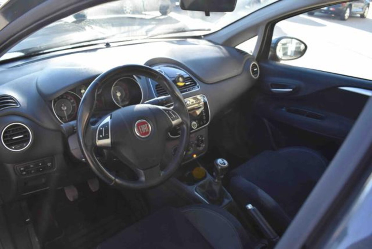 Fiat Punto 1.4 8V 5 porte Natural Power Lounge (6)
